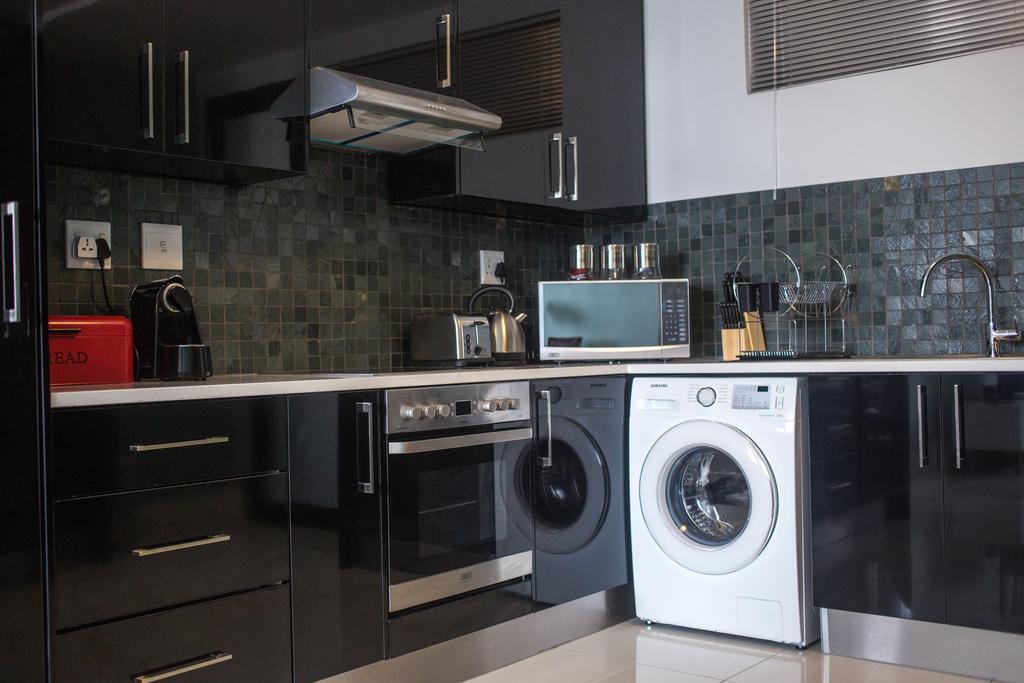 Apartment 64 At 77 On Independence Ave Windhoek Exterior foto